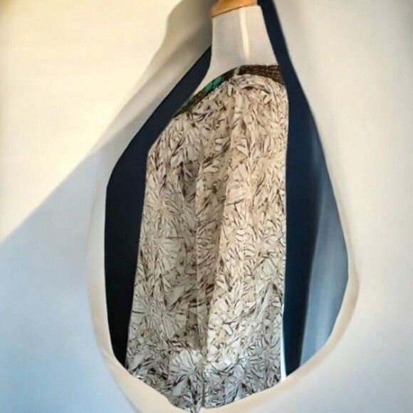 Chicos Womens Round Beaded Neck Quarter Sleeve Tan Geometric Sheer Blouse Medium - Picture 8 of 10